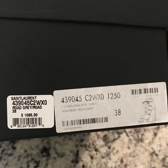 YSL booties - Picture 7 of 8